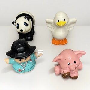 Vintage 97-03 Fisher Price Little People Lot Of 4